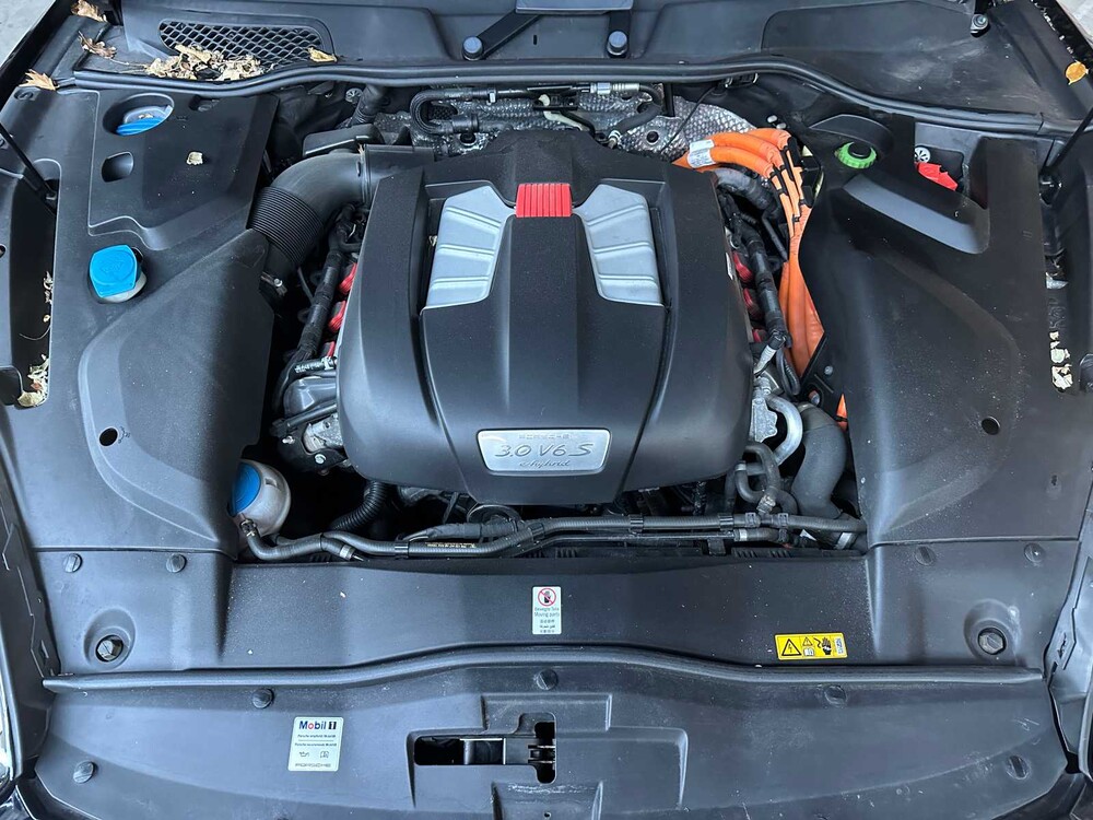 Porsche Cayenne S E-Hybrid 3.0 V6 Sport-Chrono FACELIFT 416PS 2015 (Original-NL + 1. Besitzer), 4-ZHF-93