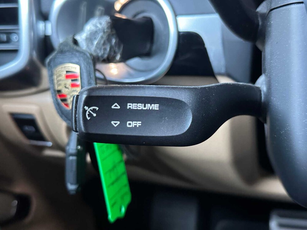 Porsche Cayenne S E-Hybrid 3.0 V6 Sport-Chrono FACELIFT 416PS 2015 (Original-NL + 1. Besitzer), 4-ZHF-93