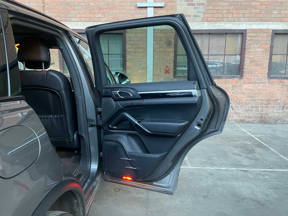 Porsche Cayenne 3.0 V6 D 262PS 2015, KS-715-T