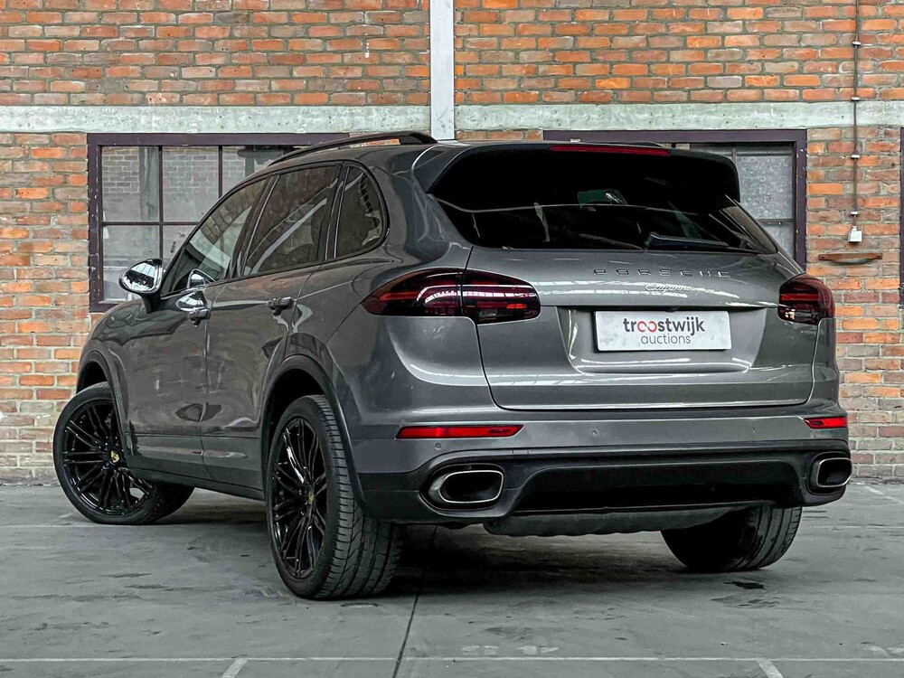 Porsche Cayenne 3.0 V6 D 262PS 2015, KS-715-T