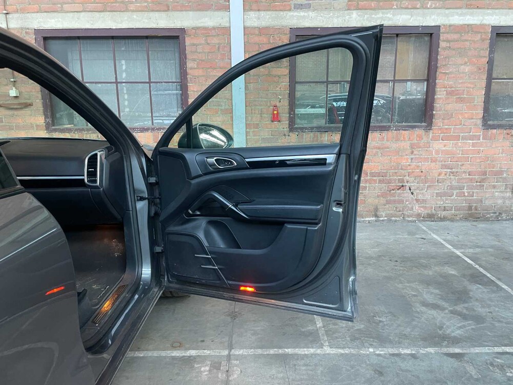 Porsche Cayenne 3.0 V6 D 262PS 2015, KS-715-T