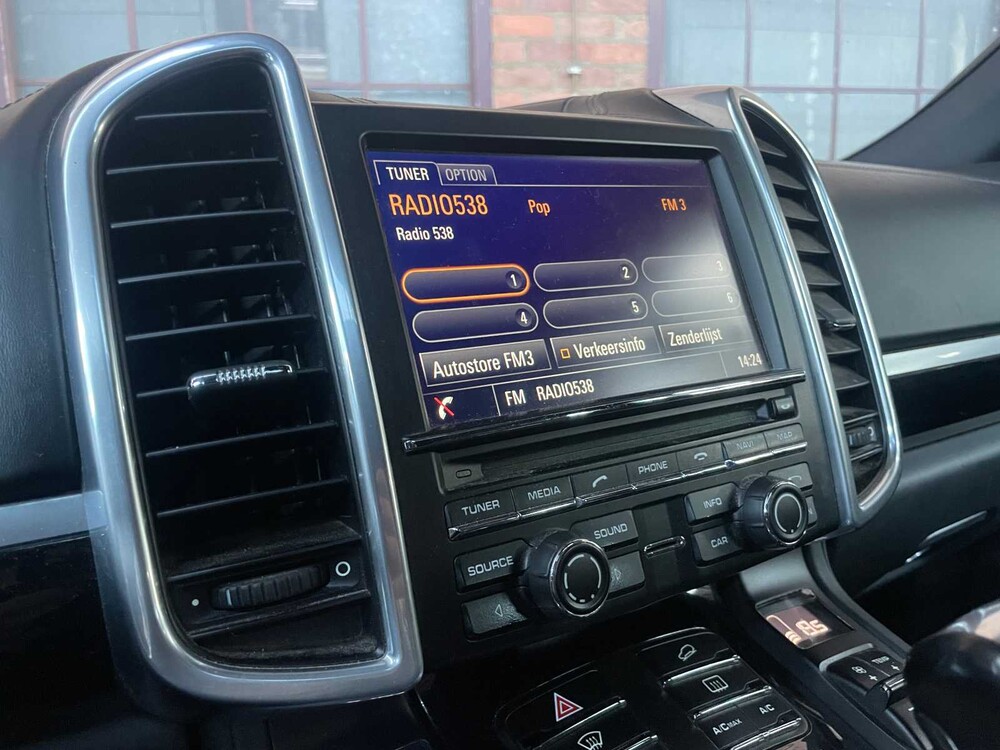 Porsche Cayenne 3.0 V6 D 262PS 2015, KS-715-T