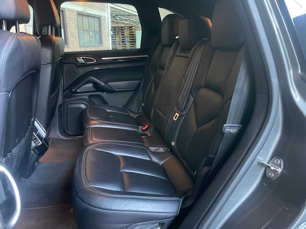 Porsche Cayenne 3.0 V6 D 262PS 2015, KS-715-T