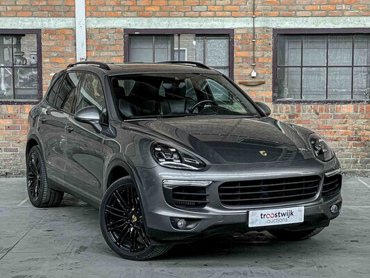 Porsche Cayenne 3.0 V6 D 262pk 2015, KS-715-T