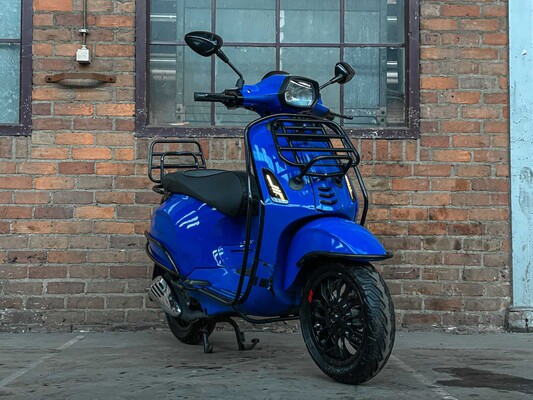 Vespa Sprint 4T 2015, F-725-ZL