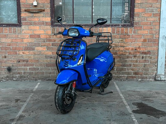 Vespa Sprint 4T 2015, F-725-ZL