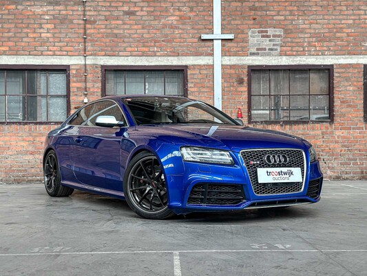 Audi RS5 Coupe 4.2 V8 FSI Quattro 450pk 2011