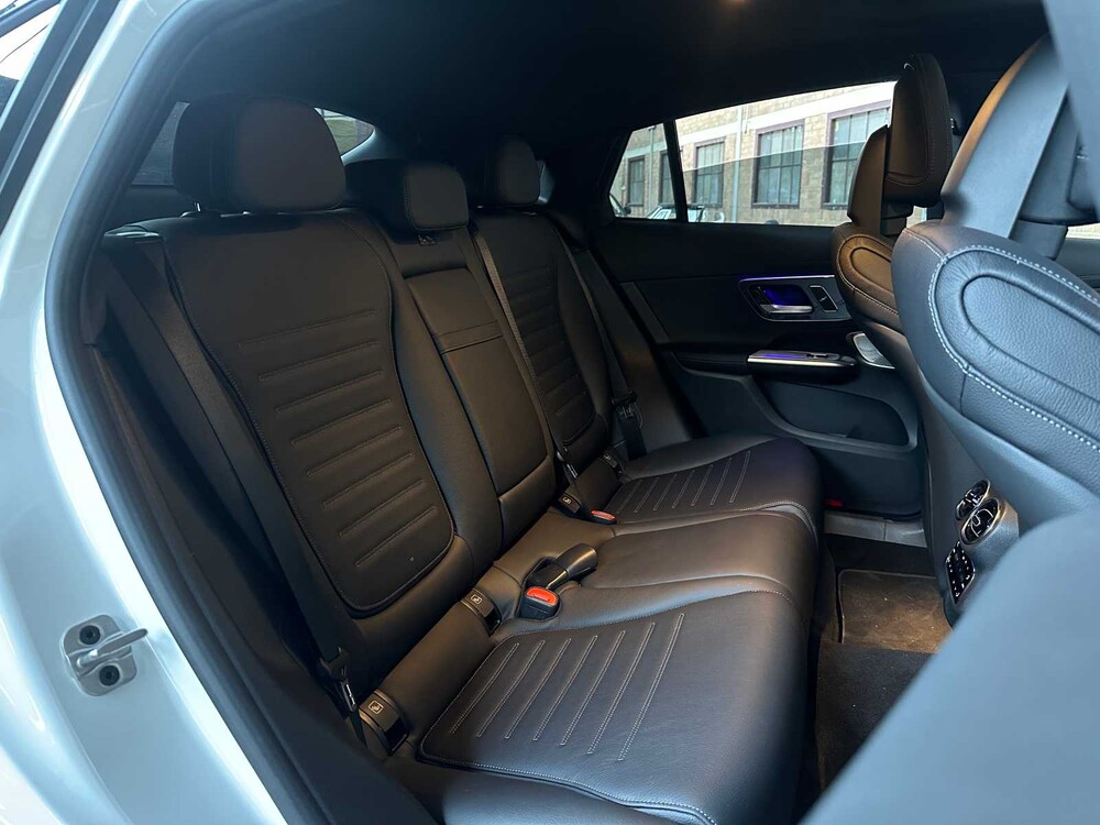 Mercedes-Benz GLC400e Coupé 4Matic AMG Line GLC-Klasse Neumodell 252PS 2024 (Original-NL + 1. Besitzer), X-292-RR