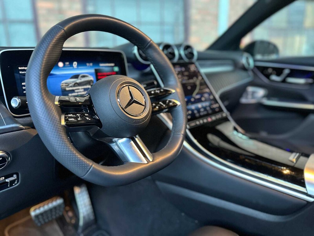 Mercedes-Benz GLC400e Coupé 4Matic AMG Line GLC-Klasse Neumodell 252PS 2024 (Original-NL + 1. Besitzer), X-292-RR