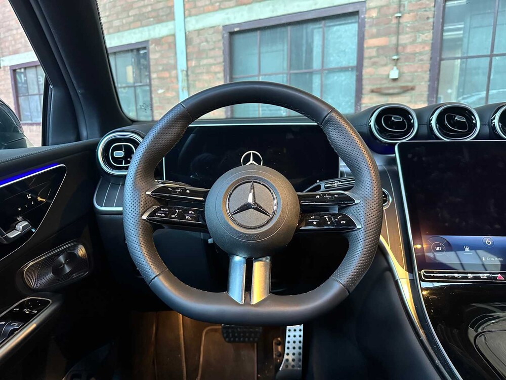 Mercedes-Benz GLC400e Coupé 4Matic AMG Line GLC-Klasse Neumodell 252PS 2024 (Original-NL + 1. Besitzer), X-292-RR