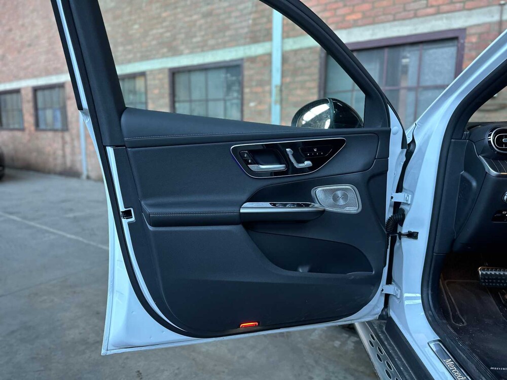 Mercedes-Benz GLC400e Coupé 4Matic AMG Line GLC-Klasse Neumodell 252PS 2024 (Original-NL + 1. Besitzer), X-292-RR