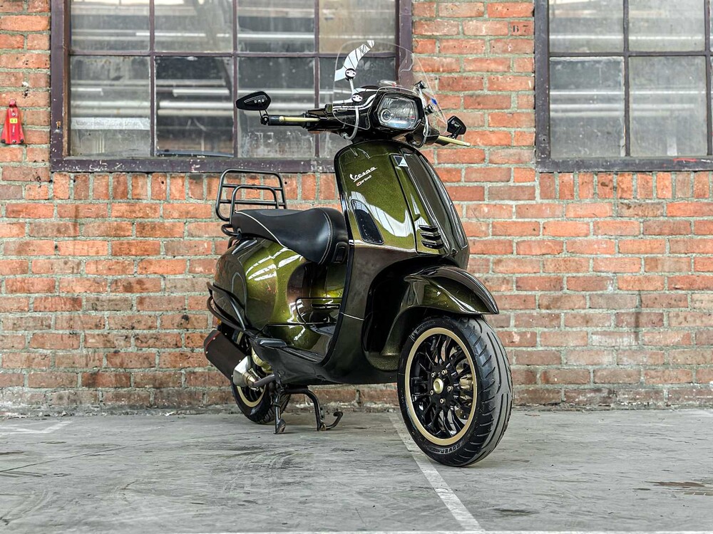 Vespa Sprint 4T 2014 (CUSTOM) Roller, F-901-VV