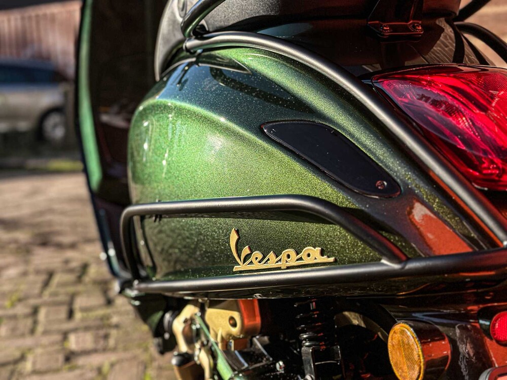 Vespa Sprint 4T 2014 (CUSTOM) Roller, F-901-VV