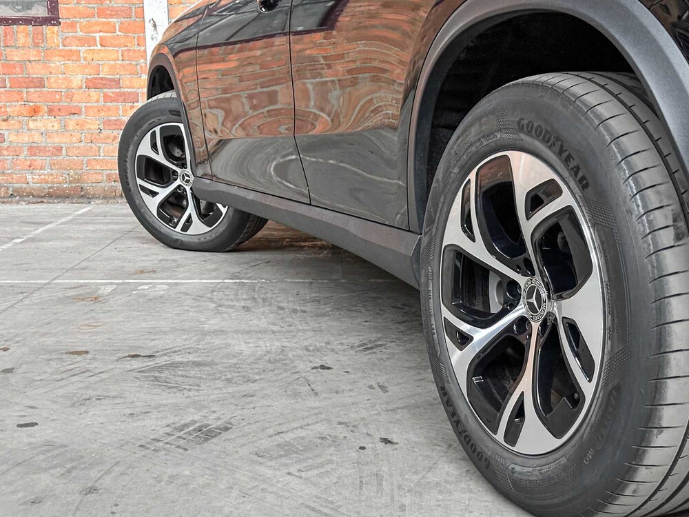 Mercedes-Benz GLC300e 4Matic Hybrid 313PS 2023 GLC-Klasse (Herstellergarantie)