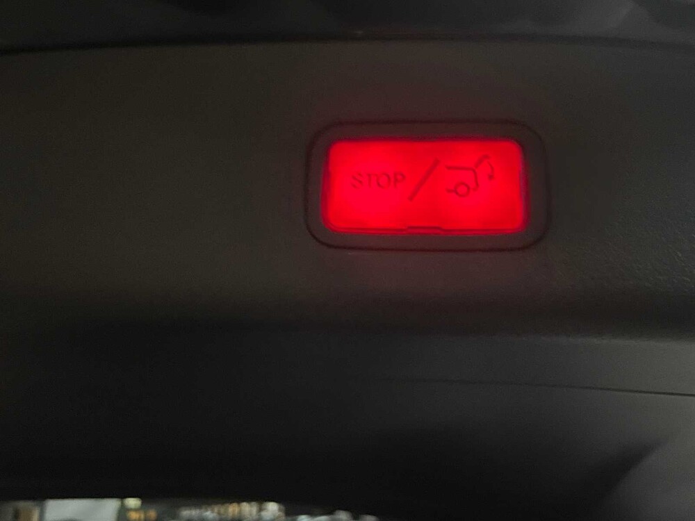 Mercedes-Benz GLC300e 4Matic Hybrid 313PS 2023 GLC-Klasse (Herstellergarantie)