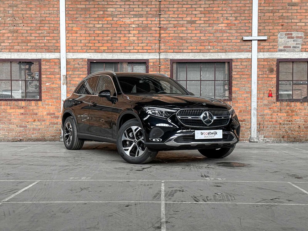 Mercedes-Benz GLC300e 4Matic Hybrid 313PS 2023 GLC-Klasse (Herstellergarantie)