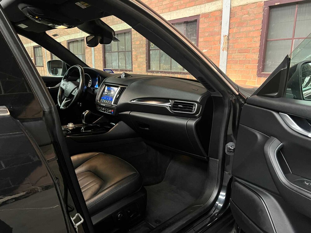 Maserati Levante 3.0 V6 Q4 350PS 2018