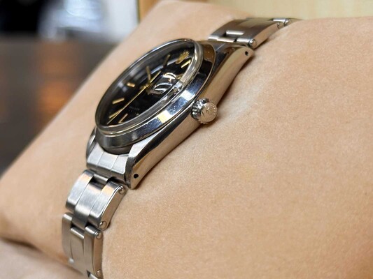 ROLEX OYSTERDATE PRECISION 6694 - BLACK DAIL - RIVET ARMBAND - 1965