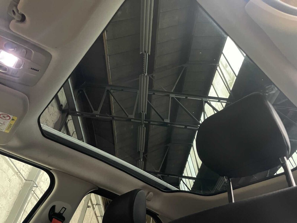 Citroen C4 Cactus 1.2 PureTech Business Plus 110PS 2016, P-078-JS