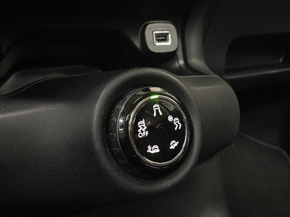 Citroen C4 Cactus 1.2 PureTech Business Plus 110PS 2016, P-078-JS