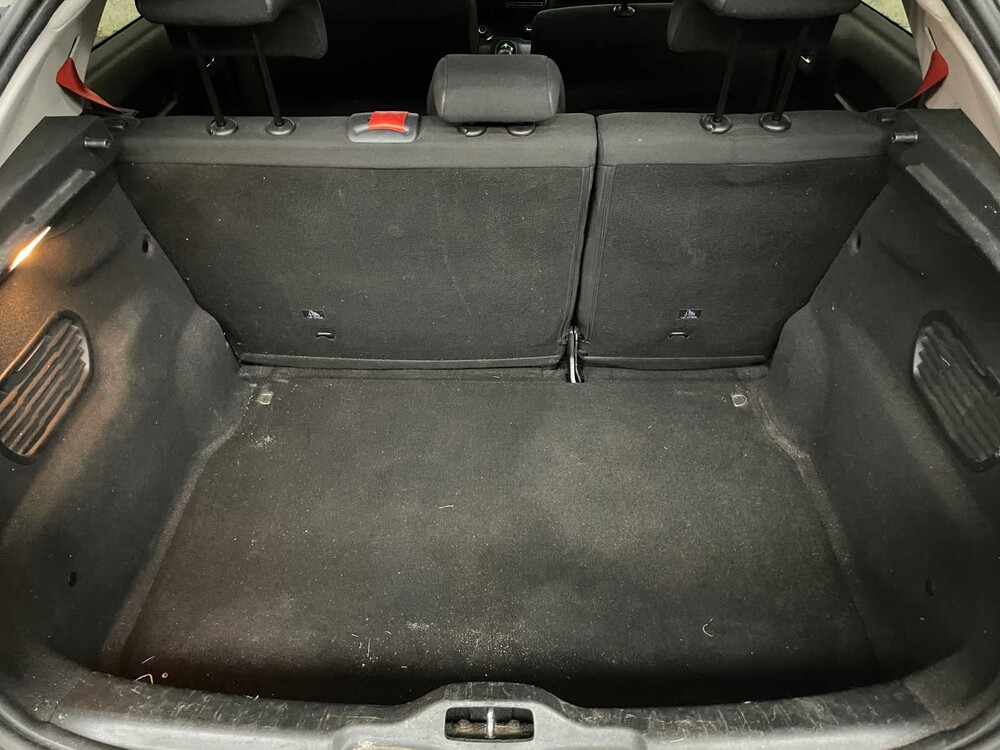 Citroen C4 Cactus 1.2 PureTech Business Plus 110PS 2016, P-078-JS