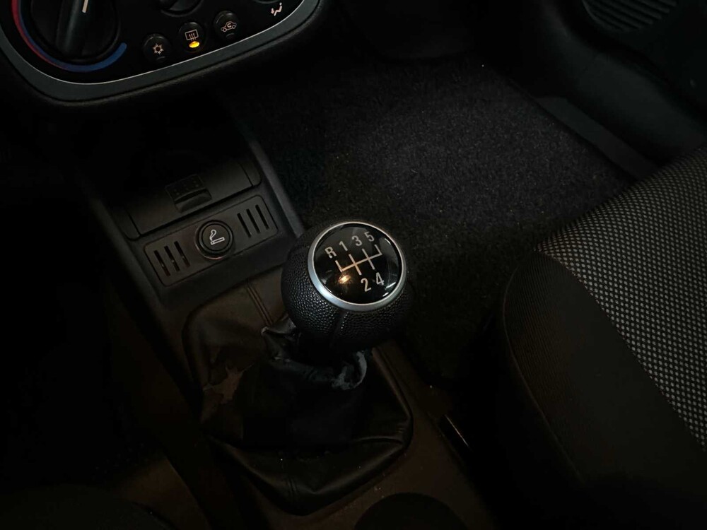 Opel Corsa 1.2-16V Silverline 80hp 2006 (Original-NL), 80-SP-NS