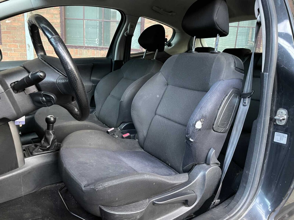 Peugeot 207 1.4 VTi Look 95hp 2009 (Original-NL), 75-JPF-9