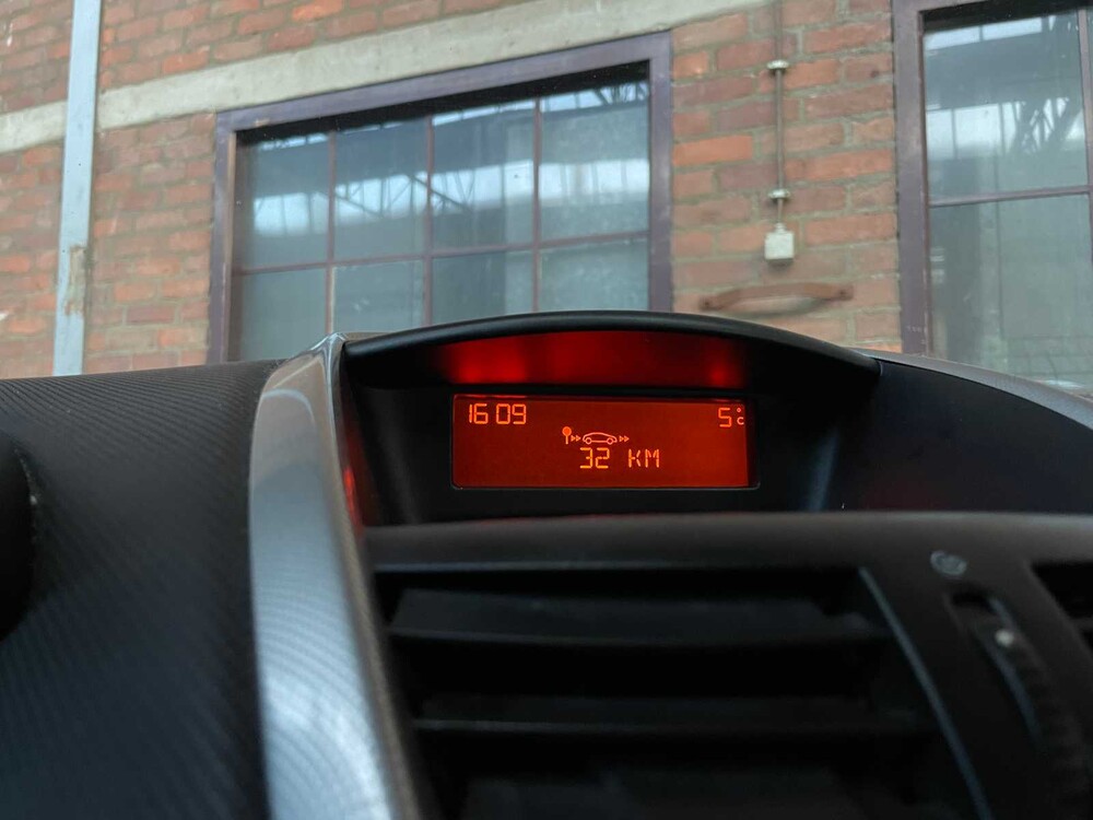 Peugeot 207 1.4 VTi Look 95hp 2009 (Original-NL), 75-JPF-9