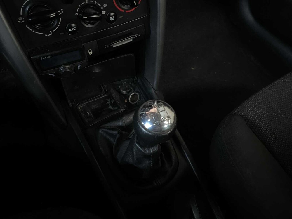 Peugeot 207 1.4 VTi Look 95hp 2009 (Original-NL), 75-JPF-9