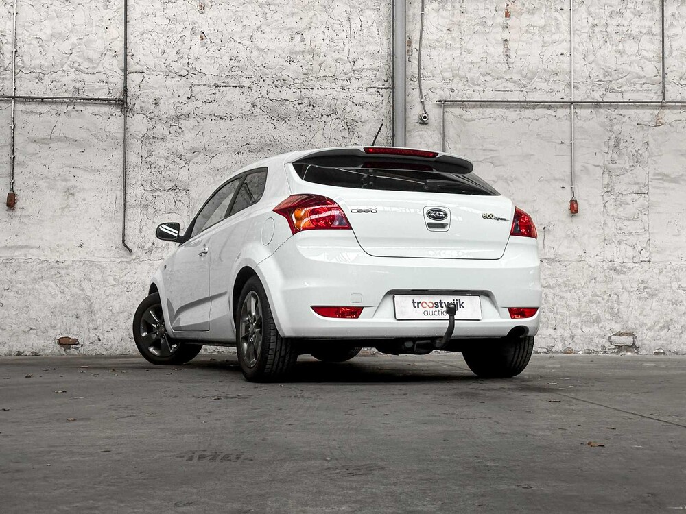 Kia pro_cee 1.4 CVVT X-ecutive 90hp 2010 (Original-NL), 95-LBL-9