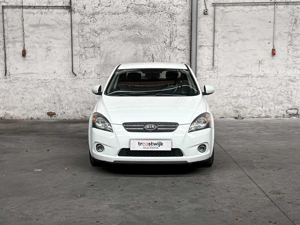 Kia pro_cee 1.4 CVVT X-ecutive 90hp 2010 (Original-NL), 95-LBL-9