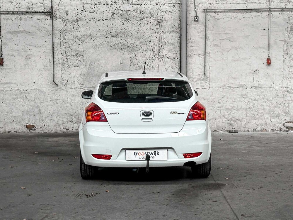 Kia pro_cee 1.4 CVVT X-ecutive 90hp 2010 (Original-NL), 95-LBL-9