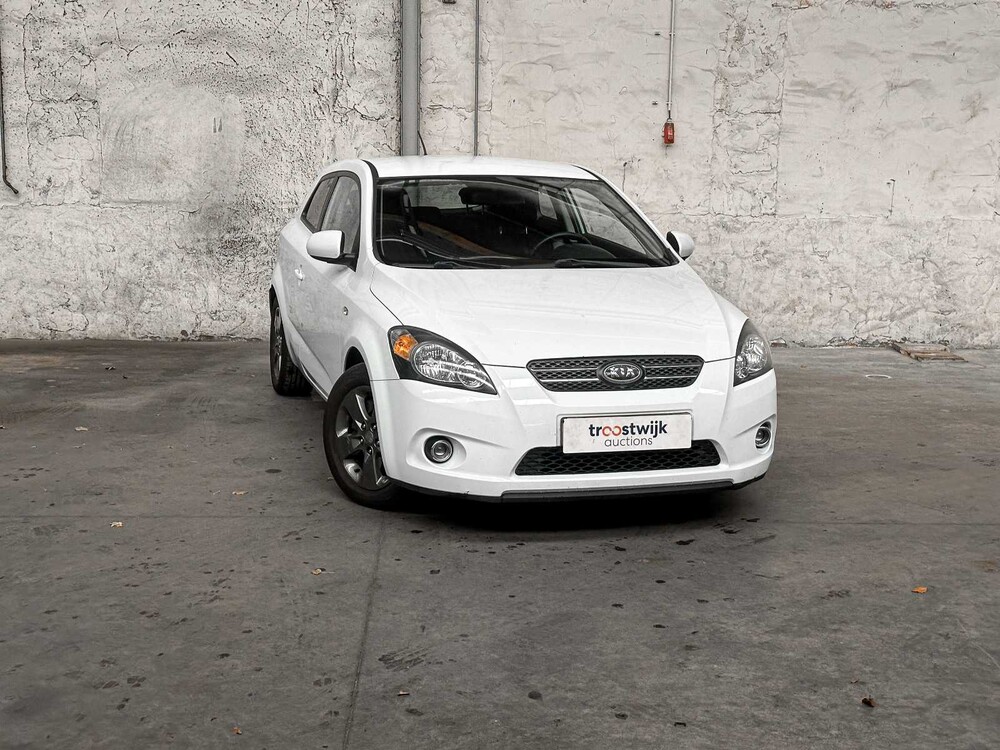 Kia pro_cee 1.4 CVVT X-ecutive 90hp 2010 (Original-NL), 95-LBL-9