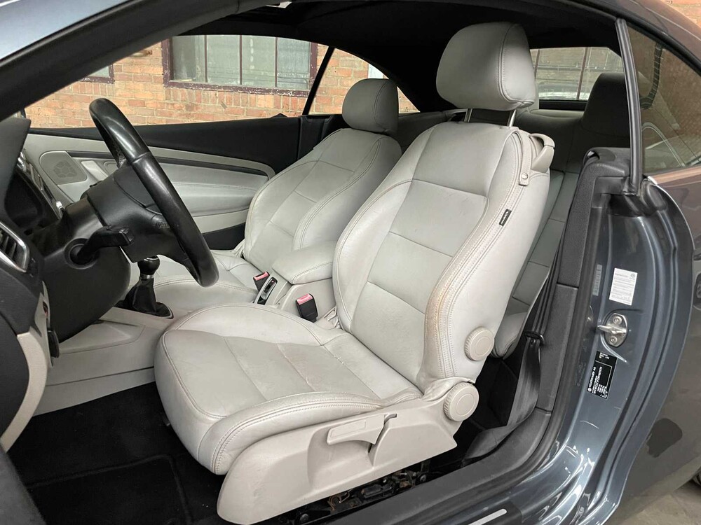 Volkswagen Eos 2.0-16v FSI 150PS 2007 (Original-NL), 81-XP-JF