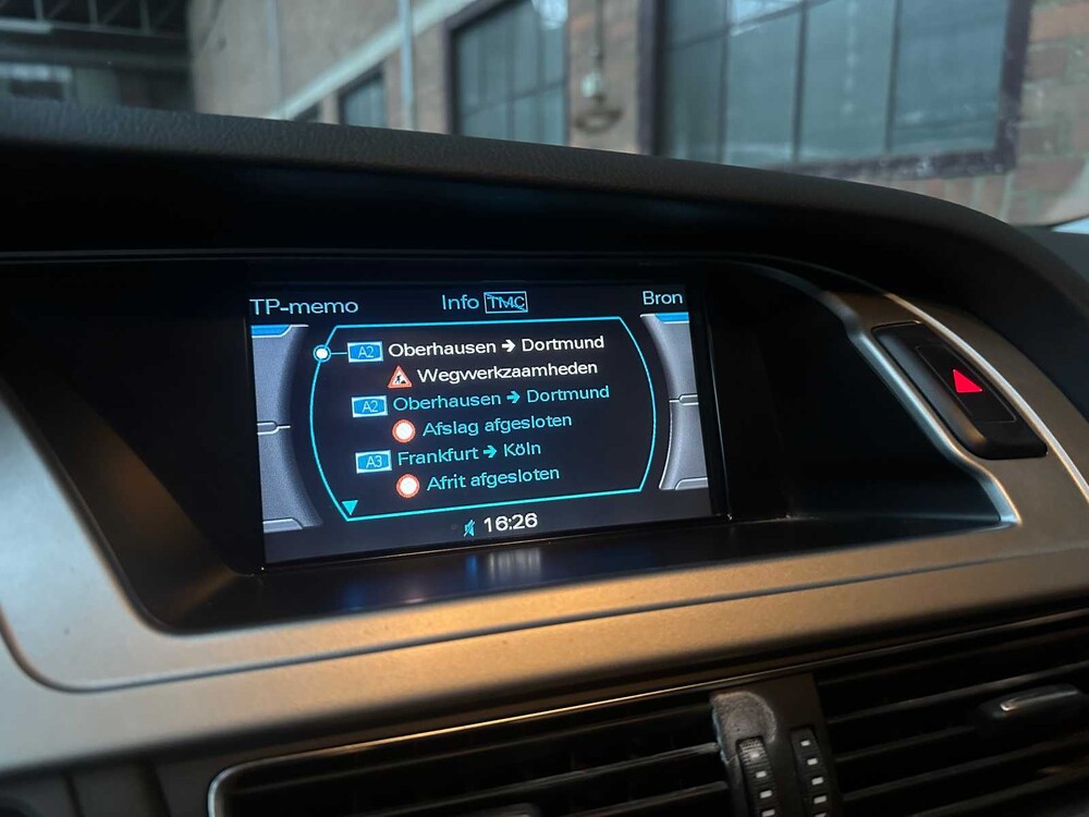 Audi A4 Limousine 3.2 FSI quattro Pro Line Business 265PS 2008 (Original-NL), 18-ZK-GX