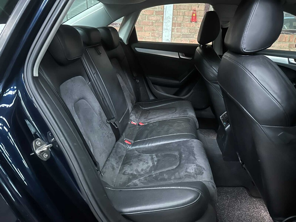 Audi A4 Sedan 3.2 FSI quattro Pro Line Business 265hp 2008 (Original-NL), 18-ZK-GX