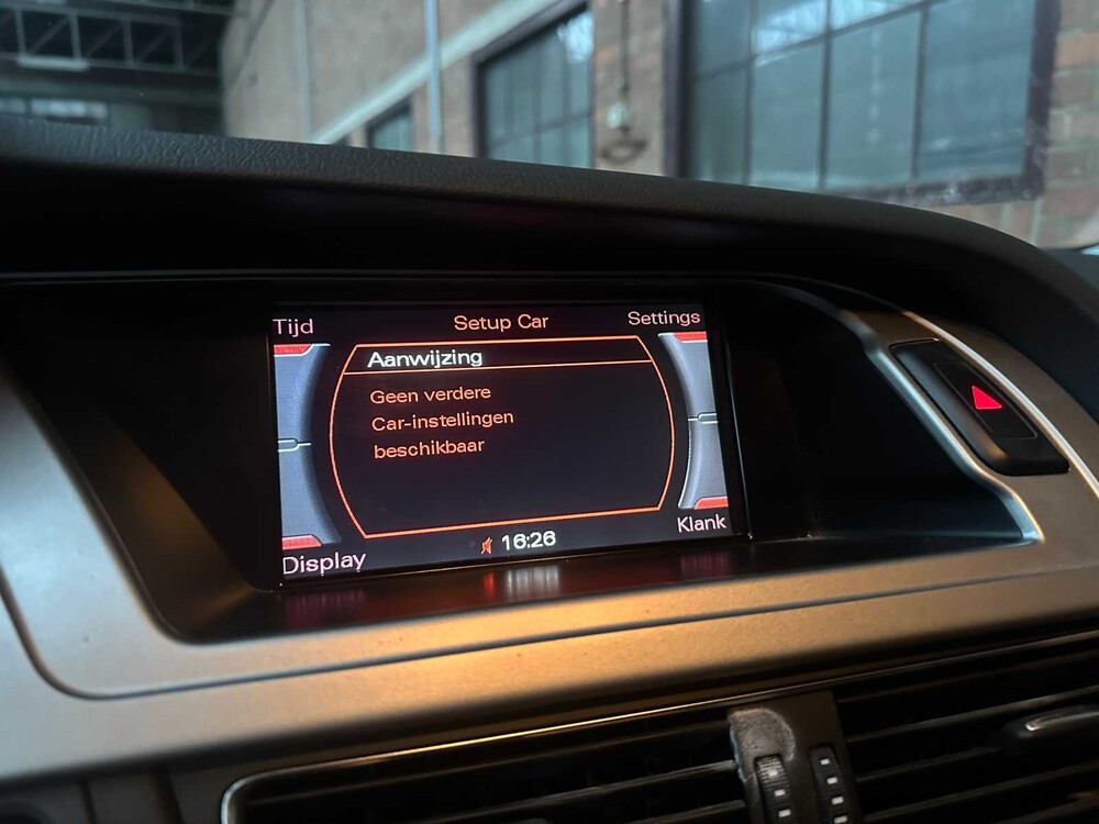 Audi A4 Limousine 3.2 FSI quattro Pro Line Business 265PS 2008 (Original-NL), 18-ZK-GX