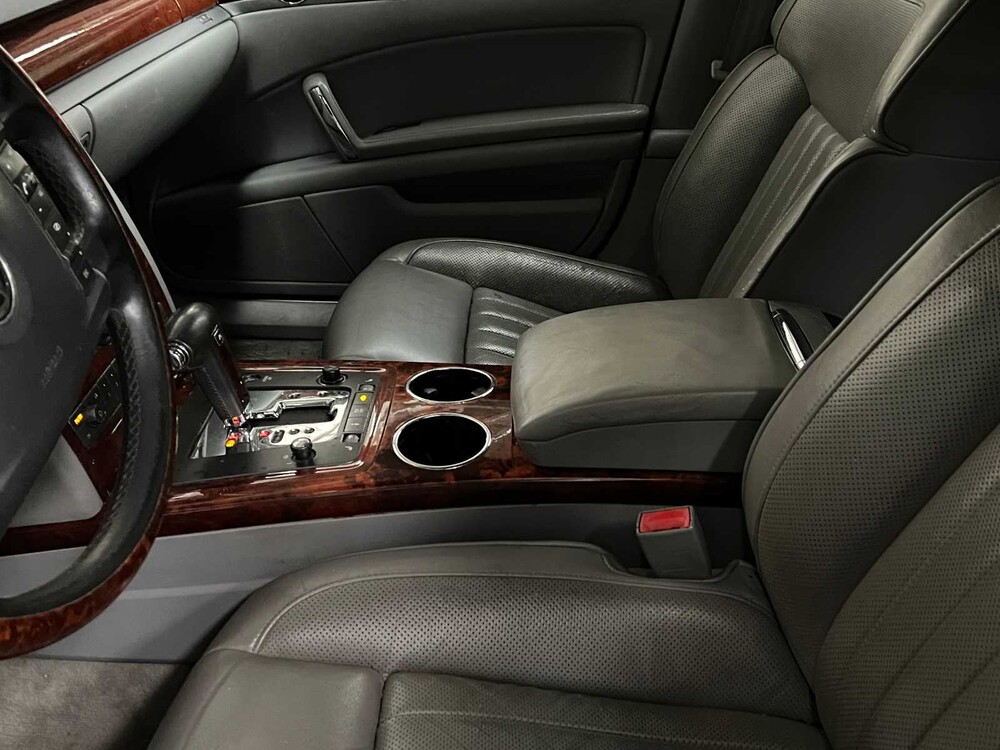 Volkswagen Phaeton 3.0 TDI 5p. 224PS 2005, SF-016-R