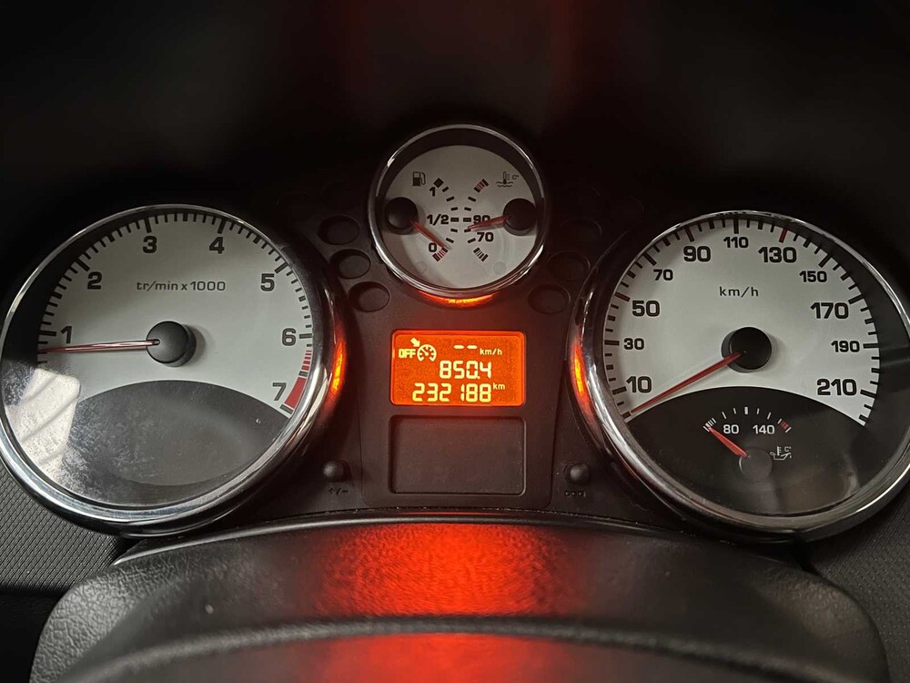 Peugeot 207 1.6-16V XS Pack 109PS 2006, 53-TJ-DV