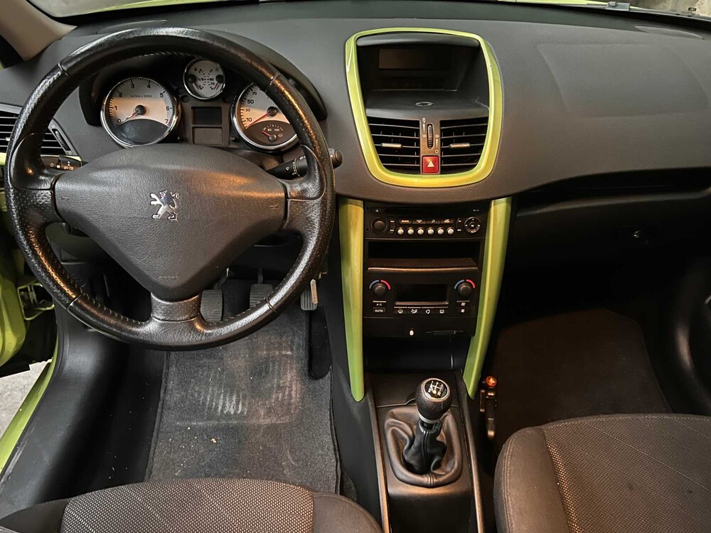 Peugeot 207 1.6-16V XS Pack 109PS 2006, 53-TJ-DV