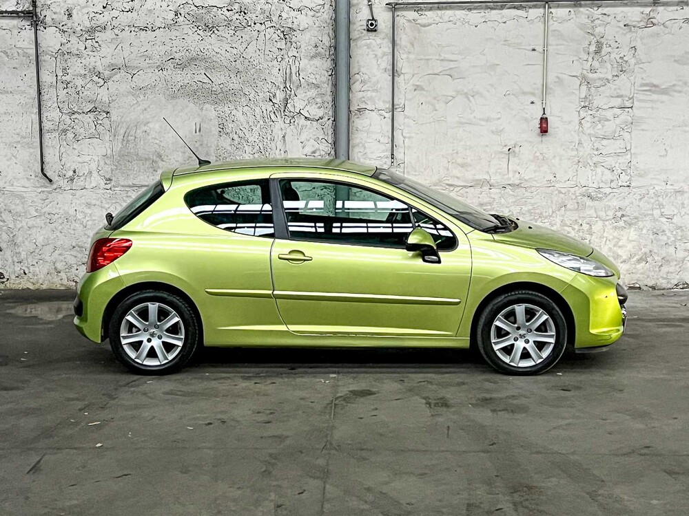 Peugeot 207 1.6-16V XS Pack 109PS 2006, 53-TJ-DV