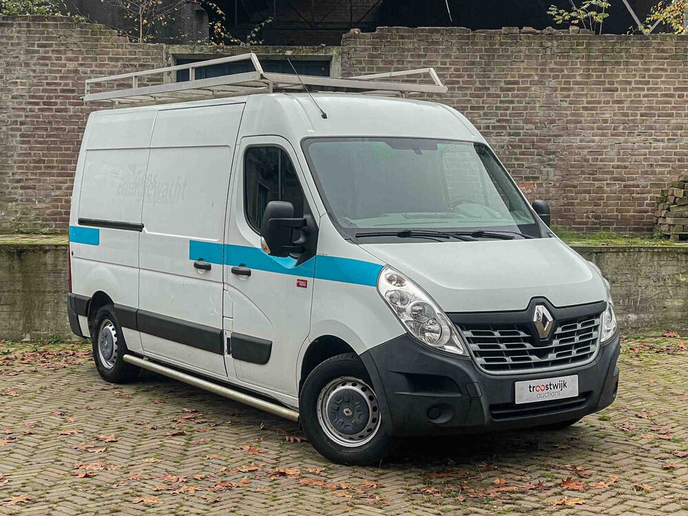Renault Master T35 2.3 dCi L2H2 131PS 2016 (Original-NL), V-951-BP