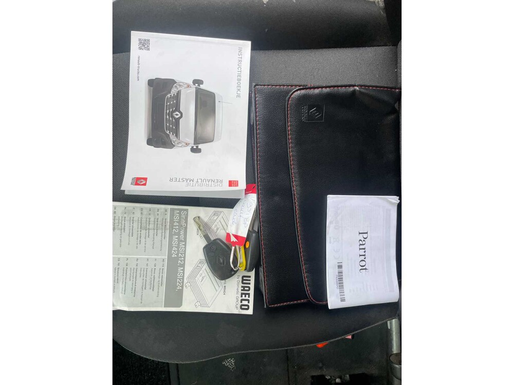 Renault Master T35 2.3 dCi L2H2 131PS 2016 (Original-NL), V-951-BP