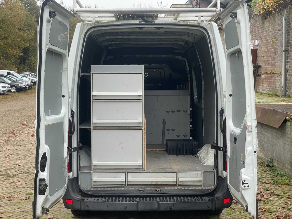 Renault Master T35 2.3 dCi L2H2 131PS 2016 (Original-NL), V-951-BP