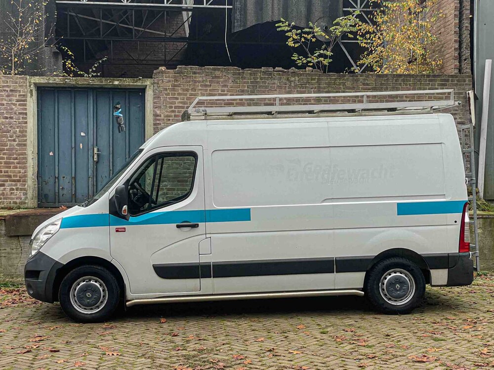 Renault Master T35 2.3 dCi L2H2 131PS 2016 (Original-NL), V-951-BP