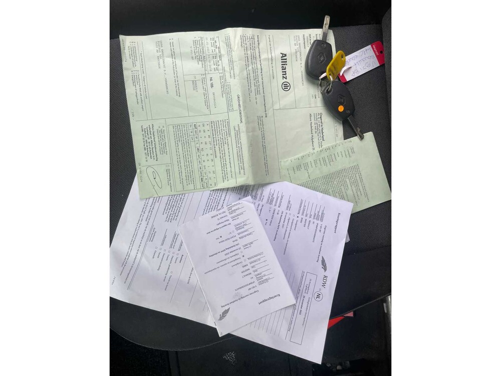 Renault Master T35 2.3 dCi L2H2 131PS 2016 (Original-NL), V-951-BP