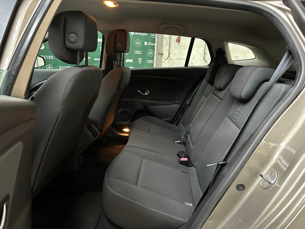 Renault Mégane Kombi 1.4 TCe Expression 131PS 2010 (Original-NL), 31-KVJ-7