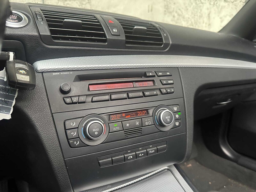 BMW 118i Cabriolet High Executive 143PS 2008 1er, 57-GVR-5