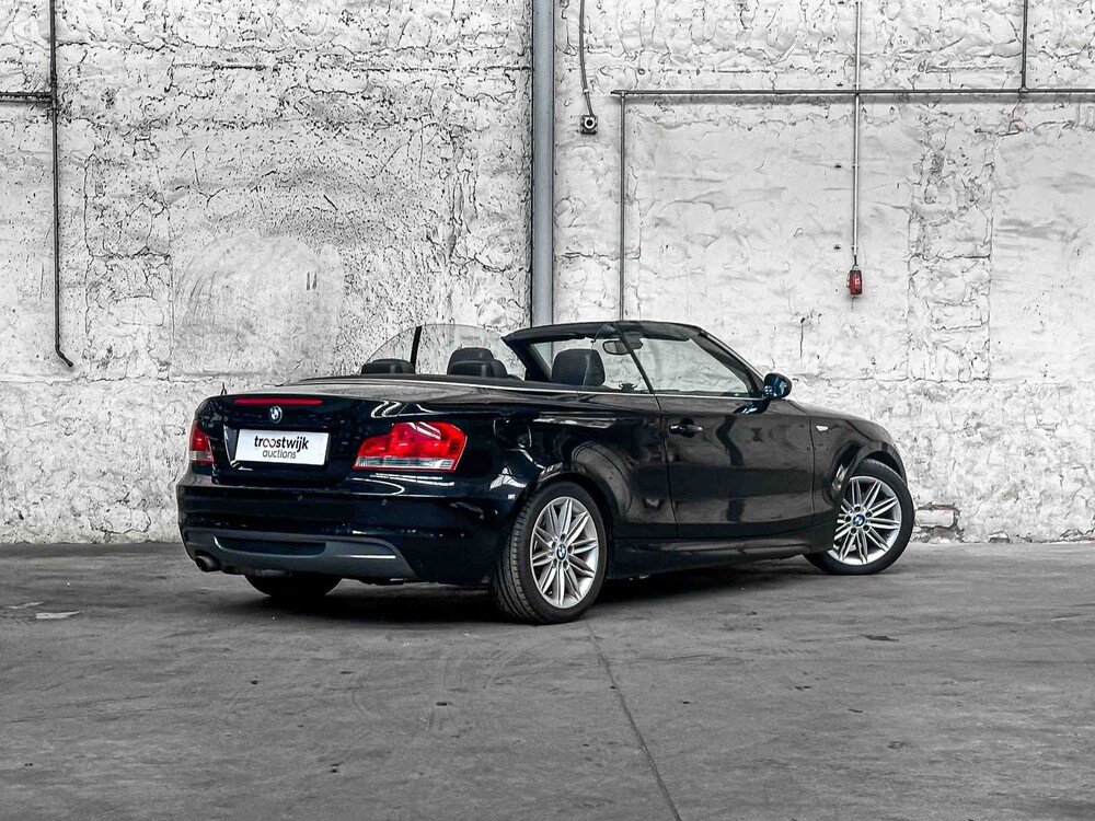 BMW 118i Cabriolet High Executive 143PS 2008 1er, 57-GVR-5