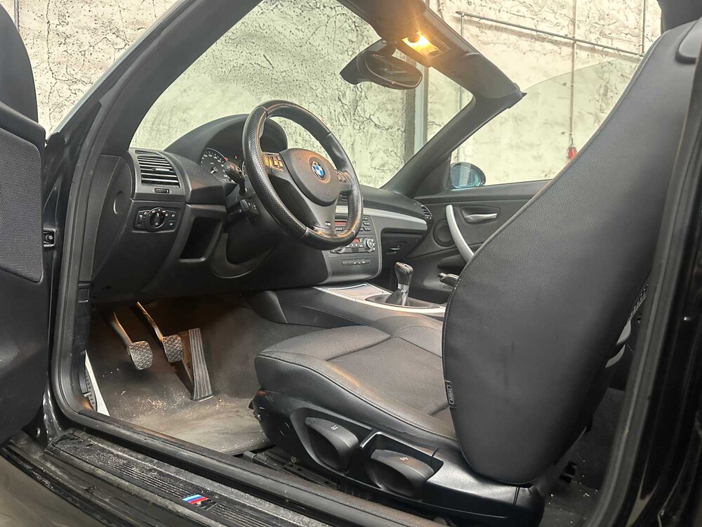 BMW 118i Cabriolet High Executive 143PS 2008 1er, 57-GVR-5
